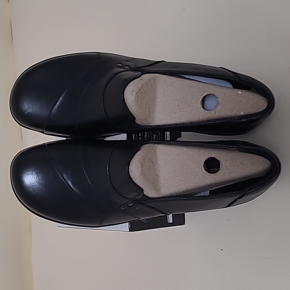 CLARKS MARIGOLD Womens Shoe. #151 - Picture 1 of 5